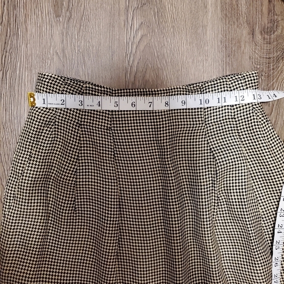 The Works Saks Fifth Avenue Checkered Skirt Size 8 Petite - Picture 5 of 7